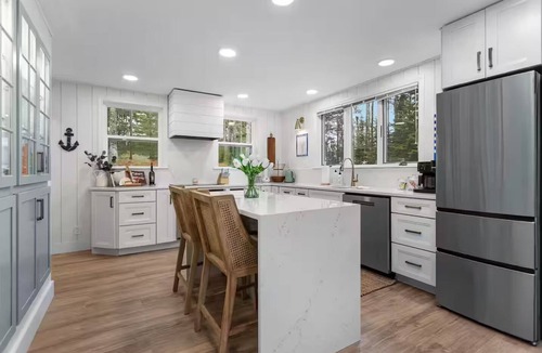 Sullivan House | Serenity Cove - Waterfront retreat near Acadia