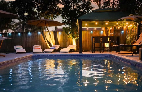 Hunt Club Villa | Serenity Retreat Pool/HotTub BBQ Outdoor Dining