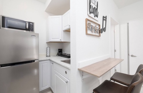Florida City Apartment | Serenity Studio - Adorable 1 BR near Florida Keys