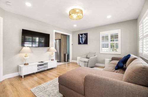 Rio del Mar House | Shell Cottage - Steps From Rio Del Mar Beach!