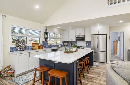Captain's Cove House | Shellfish Time by Seaside Vacations & Sales