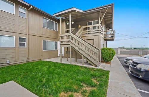 Franklin - Randolph Apartment | Single Level Homestay - Prime Location