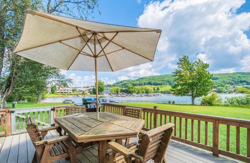 McHenry House | Ski Harbor 11