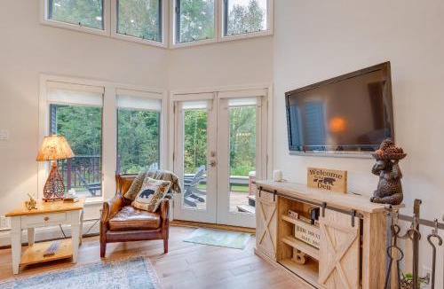 East Burke House | Ski-in Condo w/Hot Tub on Burke Mtn Slopes!