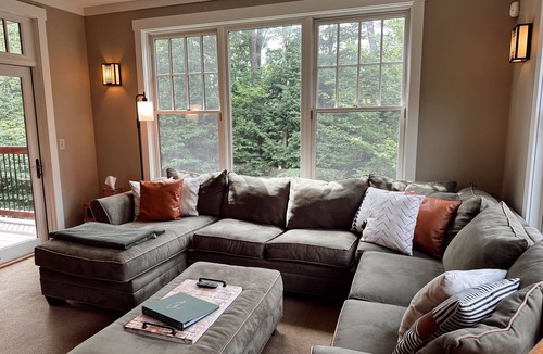 Lincoln House | Ski In-Out Luxury Loon Townhouse, Pool & Spa Access, Sleeps 12, 2 levels!