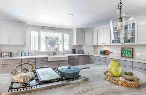 Scituate Villa | SKY&OCEAN Villa- Harbor front-beach, pool, hot tub