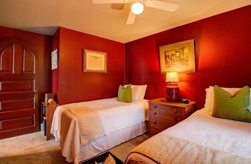Sprout Brook House | Sleeps 8!! Sweeping views of Otsego Lake!!
