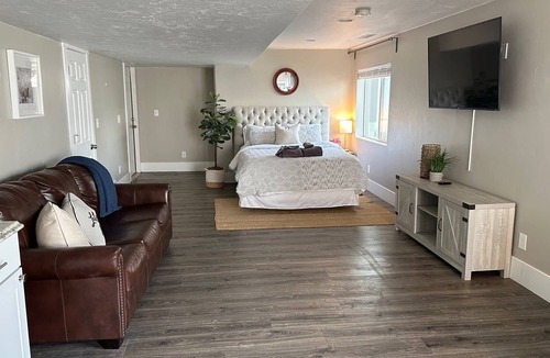 Vineyard Apartment | Sleepy Ridge Studio - Sleeps 2