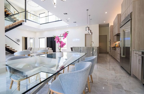 Juno Beach House | SOL HAUS! LUXE NEW 6 BDRM BEACH HOUSE W/STUNNING VIEWS/POOL/SPA/PUTTING GRN/GYM