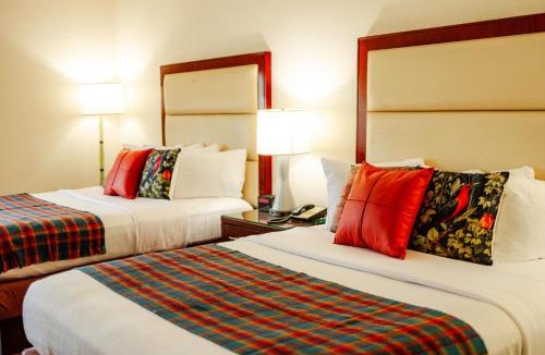 Moorefield Hotel | South Branch Inn Moorefield