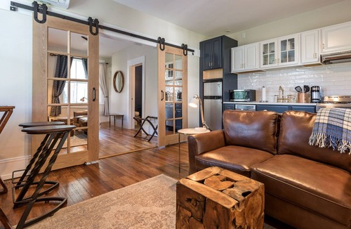Belmont Apartment | Southern Luxury Apartment | Downtown Charlottesville | 30 Night Minimum