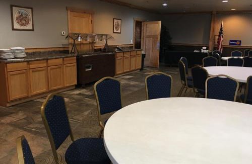 Bloomfield Hotel | Southfork Motel