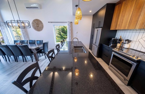 Lac-Etchemin Ski Chalet | Spa & Lake Access | Chalet la Barque du Bonheur