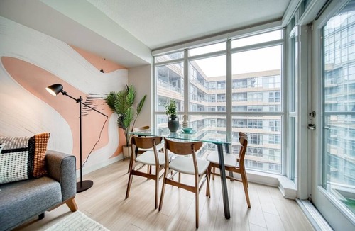 Toronto Entertainment District Apartment | Spacious 2BR Downtown Escape at Maple Leaf Square