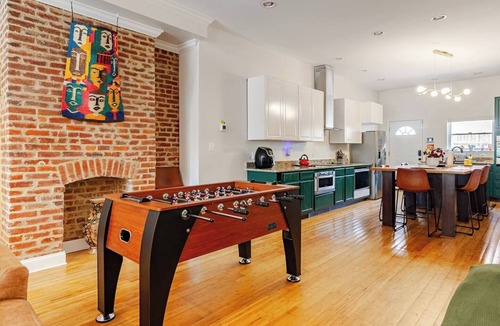 Shaw House | Spacious 2BR Townhouse near Metro w/Free Parking!