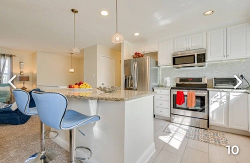 Oxon Hill-Glassmanor House | Spacious 5-bedroom Get-Away deal in charming Fort Washington