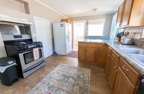 Independence House | Spacious 5-bedroom house in charming Independence