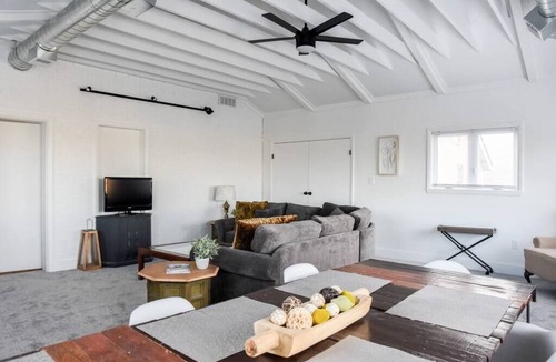 Pleasant Hills Apartment | Spacious & Bright Retreat – Perfect for Families!