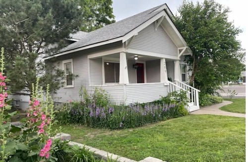 Burlington House | Spacious charming farmhouse-style home - dedicated office