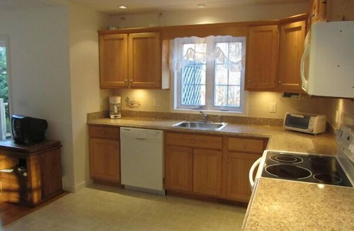 East Harwich House | Spacious Harwich Haven Near Round Cove (1116)