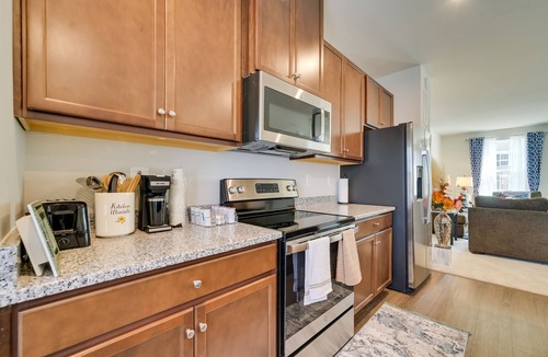 Potomac House | Spacious Hedgesville Retreat ~ 5 Mi to Golf Course