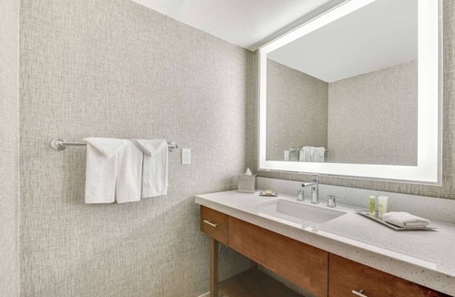 North Mountain Hotel | Spacious Mountain Resort Room w/Seven Pools & Private Cabanas