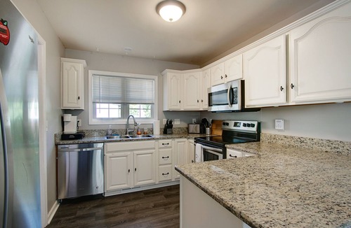 Bakerton House | Spacious Quiet Retreat with Hot Tub and Walk to River Minutes to Harpers Ferry