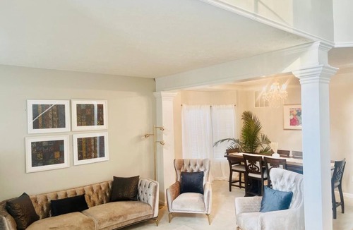 Owings Mills House | Spacious Retreat in Prime Location — Comfort, Style & Convenience”