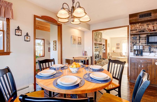Mountain Home House | Spacious Retreat w/Stunning Norfork Lake Views!