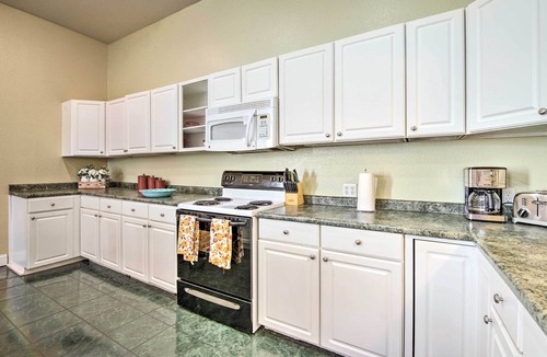 Springfield Apartment | Spacious Springfield Apt < 4 Mi to Downtown!
