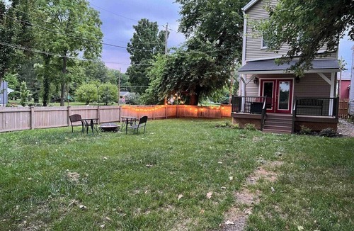 Cincinnati House | Spacious three bedroom ten min from downtown!