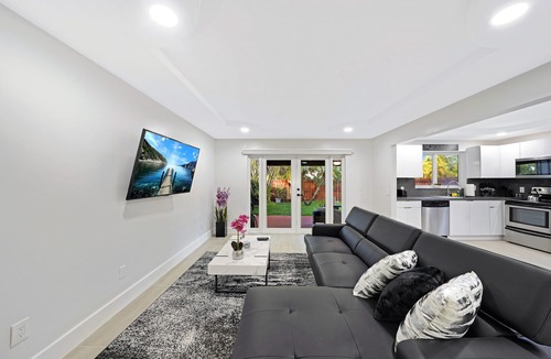 Sunset House | Spacious Updated home with Office by PMI