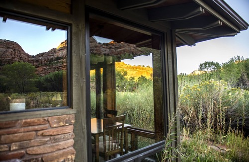 Boulder House | Special August Opening - Beautiful Guest Home in the Escalante Canyon