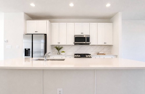 Chantilly House | Spectacular 4 bed/3.5 Bath Chantilly/Northern Virginia Townhouse