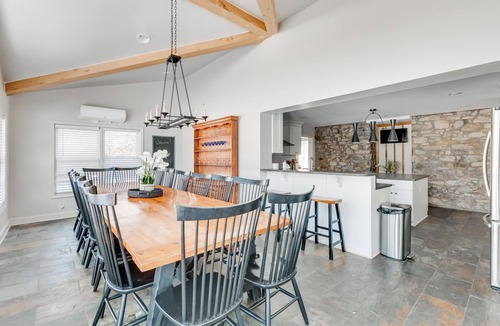 Lakeview House | Spectacular 5BR Home | Horse, Bike, Wine Country