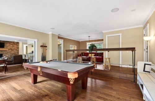 San Luis House | Sprawling 5BR Oasis Near FSU & Trails home