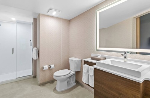 Coraopolis Hotel | Springhill Suites Pittsburgh Airport