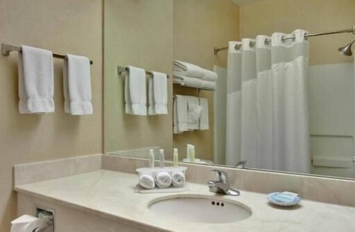 Whitney Ranch Apartment | Standard Room Near Installation Services LAS