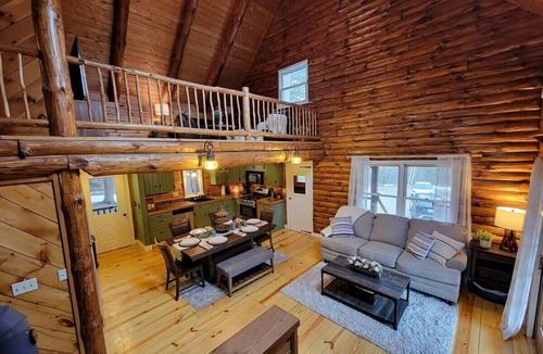 Center Ossipee Cabin | Starlight Cabin- Private Log Cabin 10 Acre Retreat