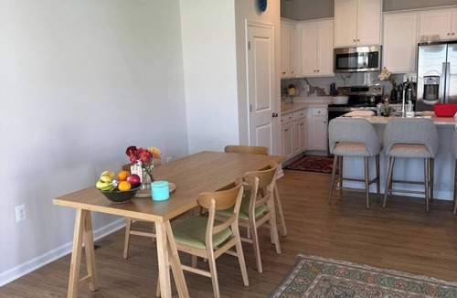 Ranson House | Steps to Downtown and Entertainment 4BR Sleeps 8