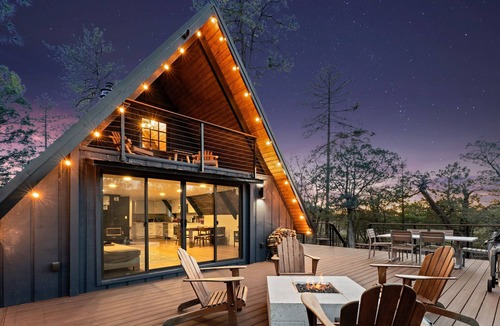 Strawberry Cabin | Strawberry Sky A-Frame Modern Cabin with Huge Deck & Hot Tub