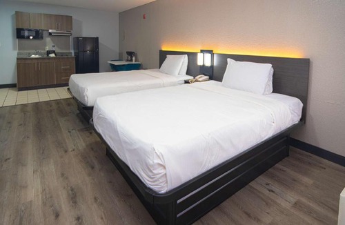 West Palm Beach Hotel | Studio 6 Extended Stay - West Palm Beach, FL