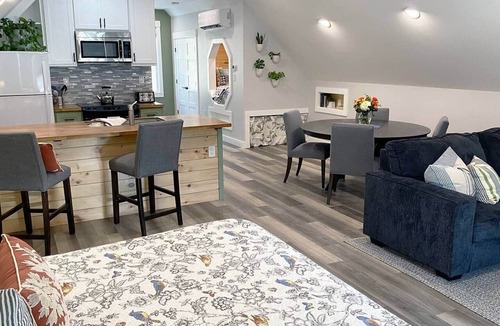 Freeport Apartment | Studio Apartment in Freeport