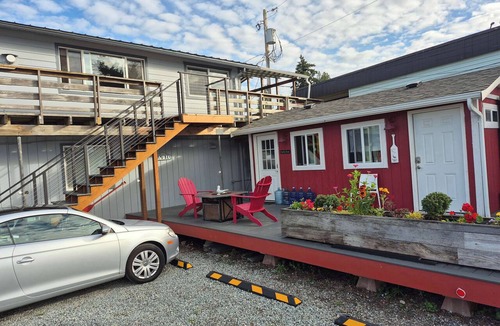 Birch Bay Apartment | Studio with covered deck and Birch Bay View