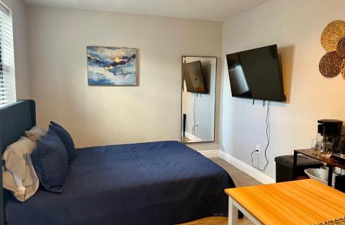 Flagami Apartment | Studios & Coral Gable, close to downtown and airport