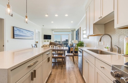 Dewey Beach Condo | Stunning views from beautiful 2 BR/2 Bath condo