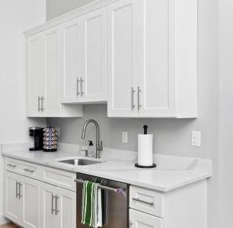 Old Port Apartment | Stylish Old Port 2BR, Walk to Everything
