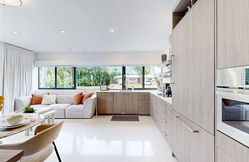 North Corals House | Sun, Sand & Style: Your Perfect Beach Getaway in Oakland Park