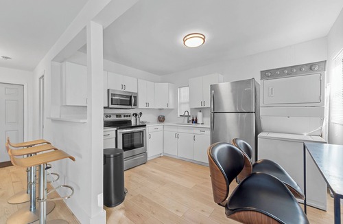 Old Northwood House | Sunny 4BR Getaway w/Pool & Private Guest Suite
