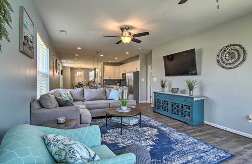 Millville House | Sunny End-Unit Townhome–Steps to Resort Amenities!